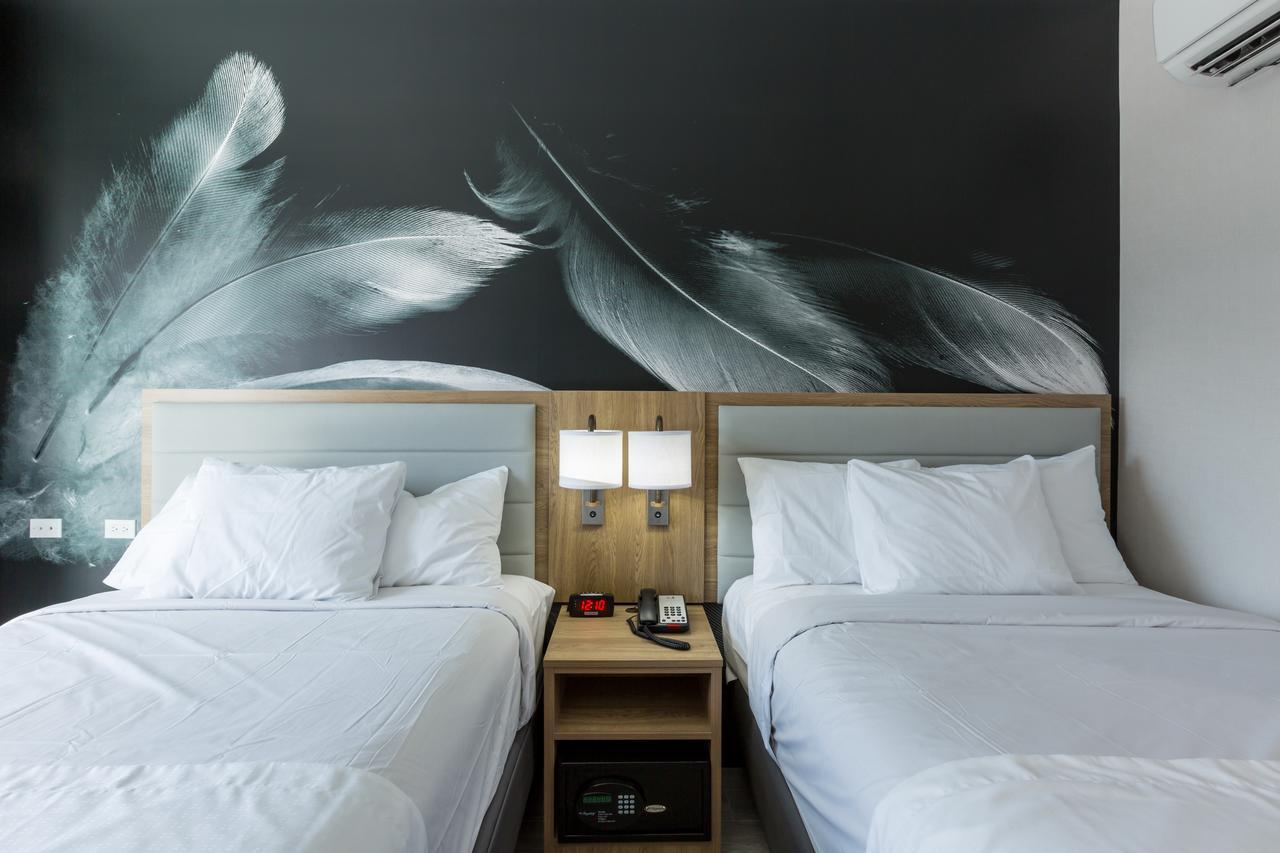 Hotel Ninety Five - Jfk Airport นิวยอร์ก ภายนอก รูปภาพ