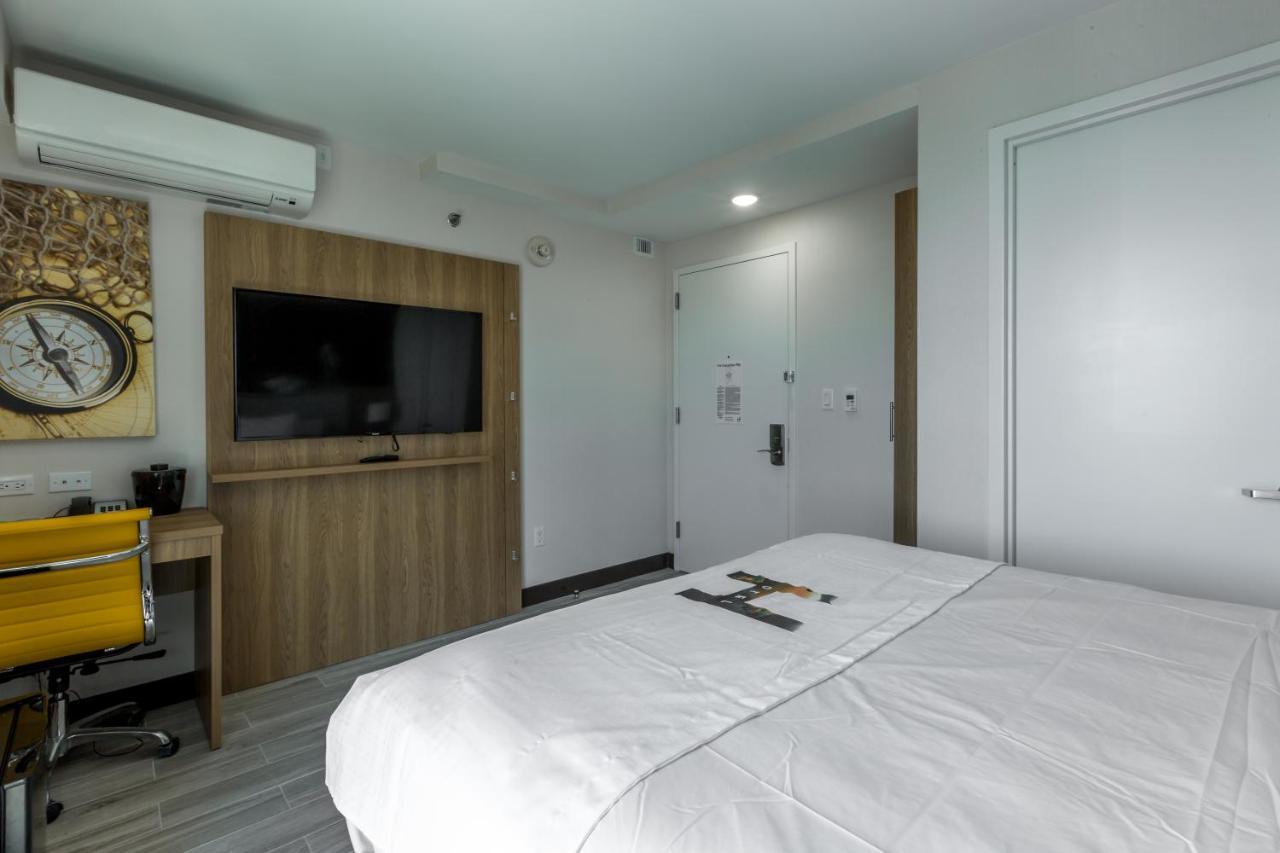 Hotel Ninety Five - Jfk Airport นิวยอร์ก ภายนอก รูปภาพ