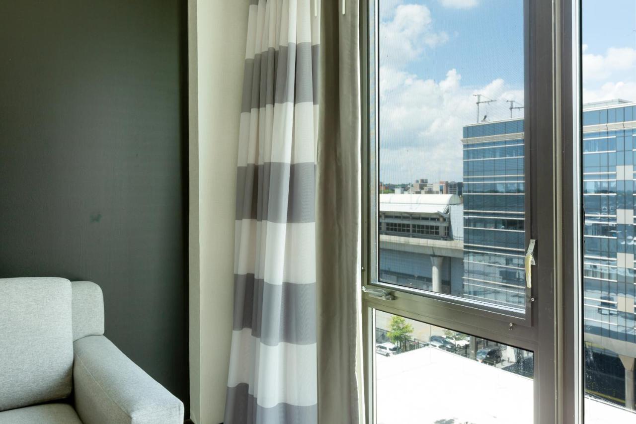 Hotel Ninety Five - Jfk Airport นิวยอร์ก ภายนอก รูปภาพ