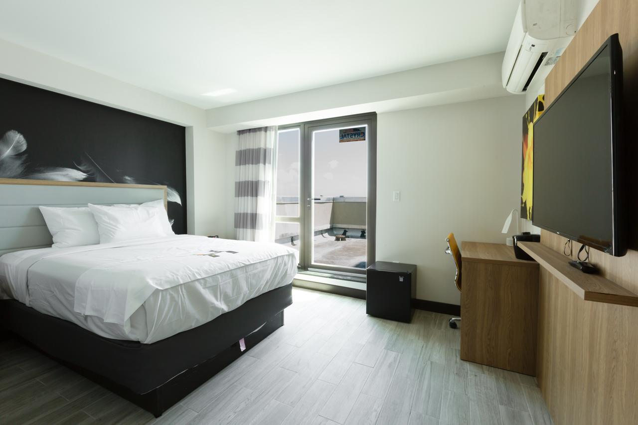 Hotel Ninety Five - Jfk Airport นิวยอร์ก ภายนอก รูปภาพ