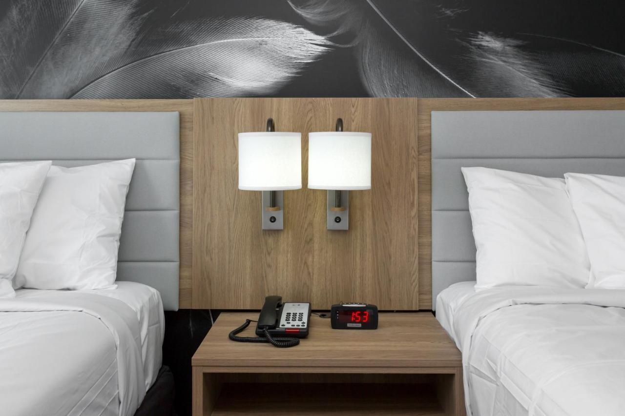 Hotel Ninety Five - Jfk Airport นิวยอร์ก ภายนอก รูปภาพ